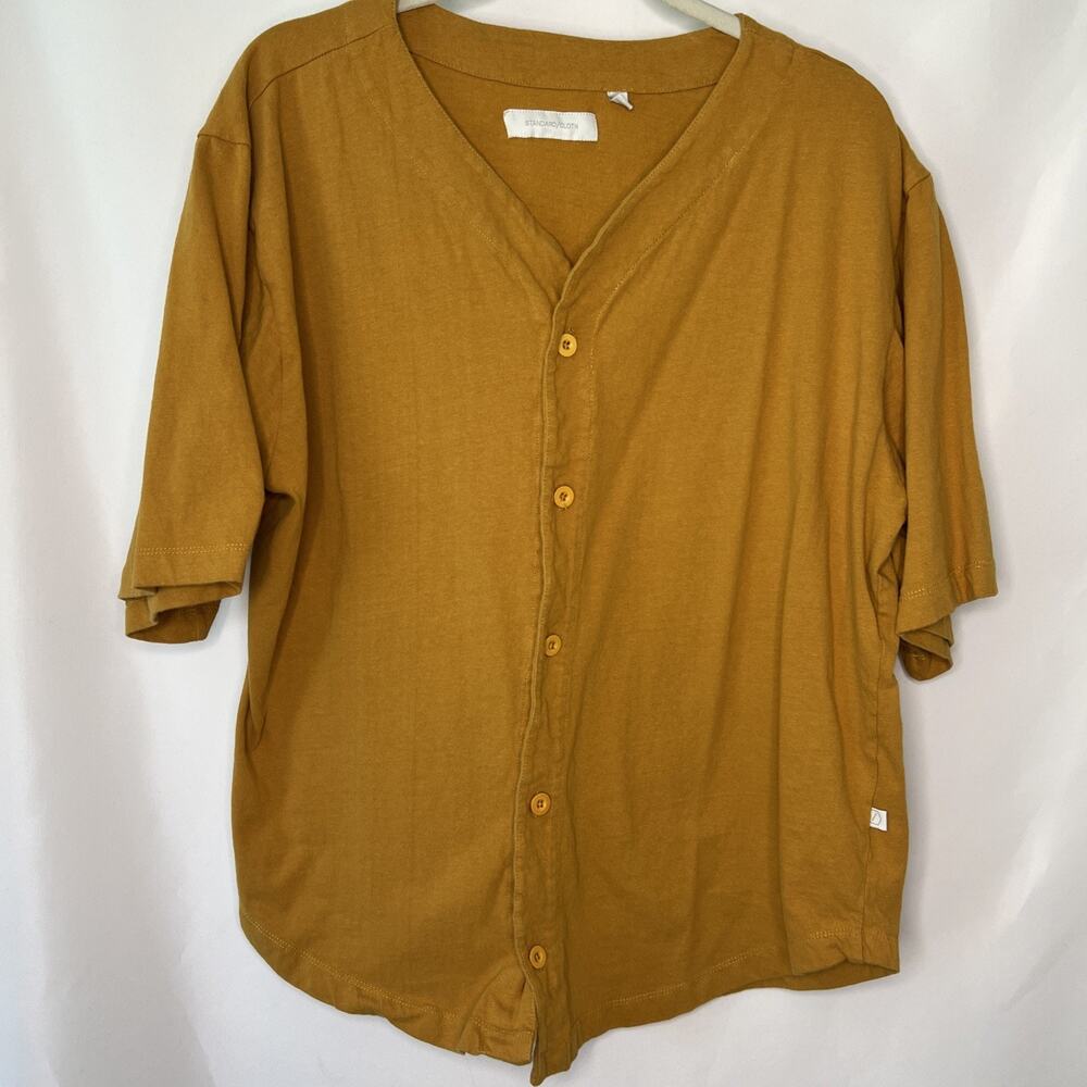 URBAN OUTFITTERS STANDARD CLOTH CENTERFIELD BASEBALL GOLD T-SHIRT SIZE LARGE